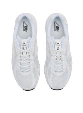 Sapatilhas New Balance U740 branco para mulher.