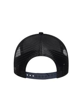 Boné New Era Patch 9Forty Trucker preto para homem