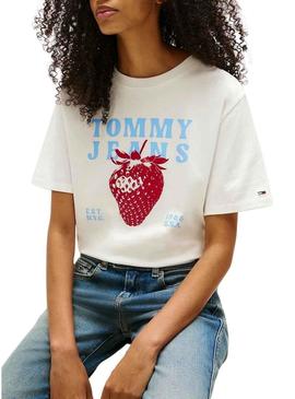 Camiseta Tommy Jeans Strawberry branca para mulher