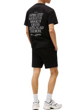 Camiseta Tommy Jeans New York preta para homem.