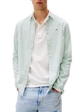 Camisa Tommy Jeans Oxford verde para homem.