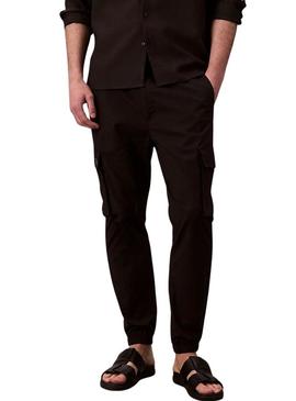 Calças cargo Calvin Klein Jeans preto ripstop para nome.