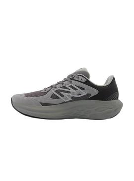 Sapatilhas New Balance 800 preto e cinza para homem.