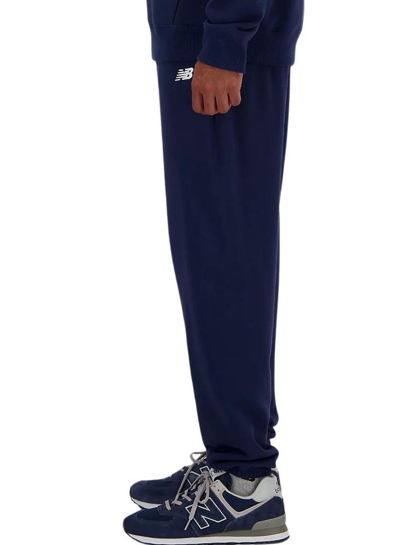 Corredor New Balance Sport azul para homem.