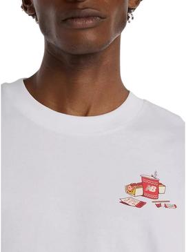 Camiseta New Balance Spectator branca para homem.