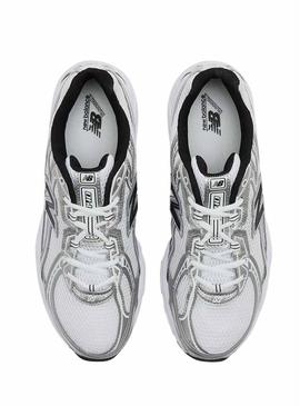 Sapatilhas New Balance U740 branco e preto para mulher