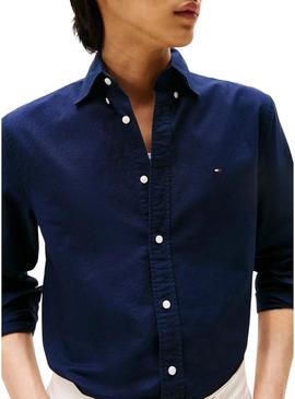 Camisa Tommy Hilfiger Solid Heritage Oxford azul marino para homem.