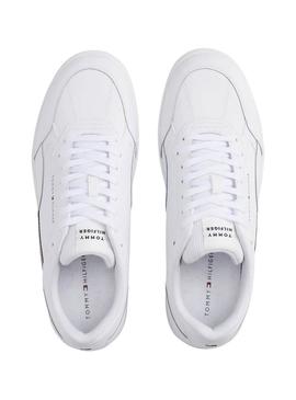 Sapatilhas Tommy Hilfiger Basket branco para homem.
