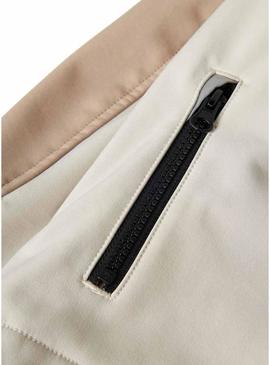 Corta-vento Name It Alfa08 Softshell bege infantil.