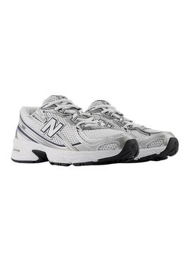 Sapatilhas New Balance 740 brancas para crianças.