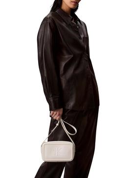 Bolsa Calvin Klein Jeans Bold Camera branca para mulher