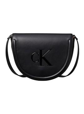 Bolsa Calvin Klein Jeans Bold Saddle preta para mulher