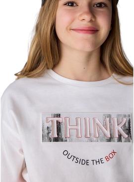 Camiseta Mayoral básica letras branca para menina.