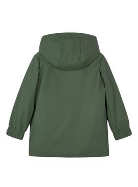 Capa de chuva verde Mayoral para menino.
