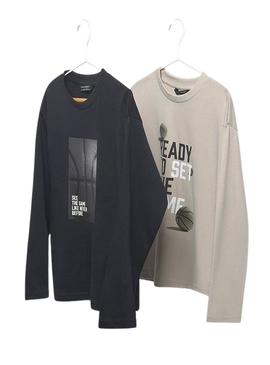 Conjunto de 2 camisetas Mayoral bege e preta para menino.