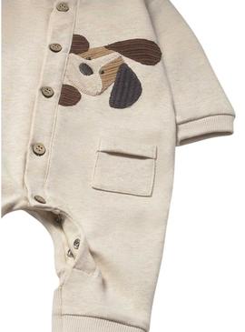 Macacão Mayoral de bebê com aplicação de bordados bege.