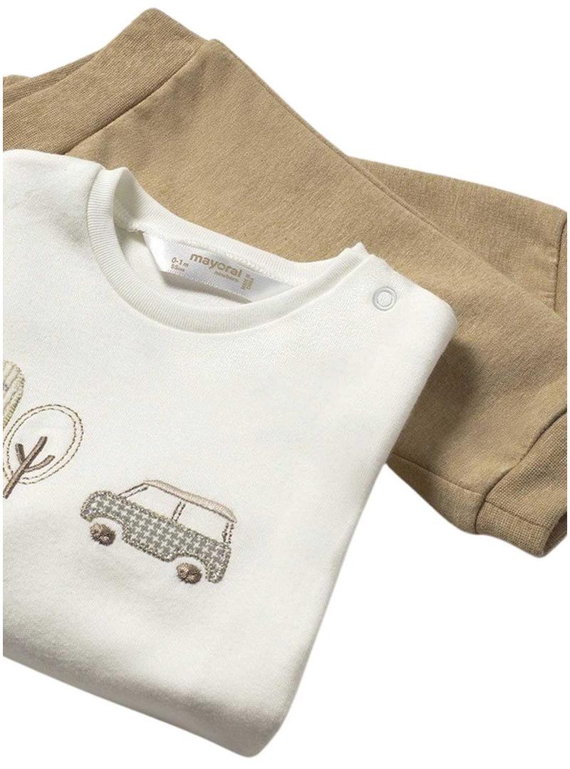 Conjunto de chándal Mayoral com camiseta para bebê.