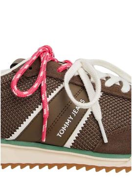 Sapatos Tommy Jeans de duplo cordão marrom para mulher.