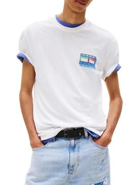 Camiseta Tommy Jeans DNA Flag branca para homem.