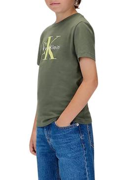 Camisa Calvin Klein Monograma verde para meninos.