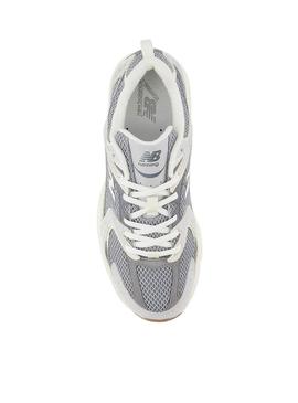 Sapatilhas New Balance 530 branco e cinza para mulher