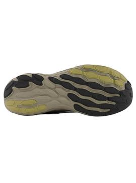 Sapatilhas New Balance 800 bege e rosa para mulher e homem.