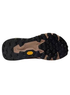 Tênis New Balance Fresh Foam X Hierro v9 bege para homem.