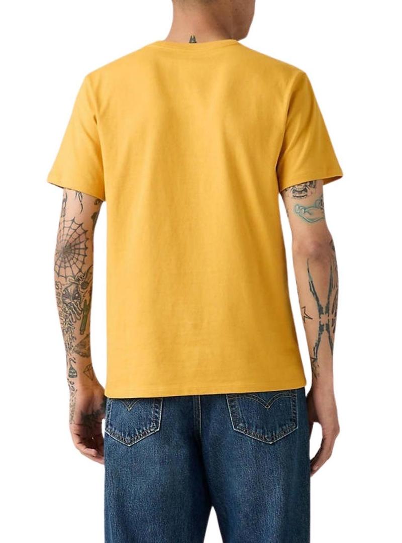 Camiseta básica amarela Levi's para homem.