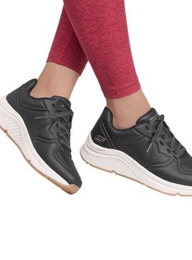Tênis Skechers Arch Bobs preto para mulheres.