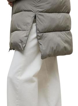 Casaco acolchoado Ecoalf Marangu bege para mulher.