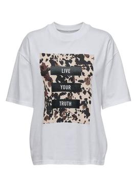 Camiseta Only Riri branca para mulher.