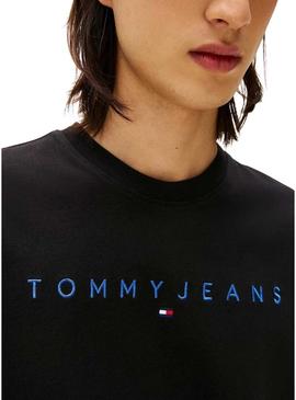 Camiseta Tommy Jeans Linear logo preta para homem.