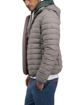 Jaqueta acolchoada beige da El Ganso para homem.