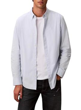 Camisa Calvin Klein Solid Oxford azul para homem.