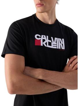 Camiseta Calvin Klein Redbox preta para homem