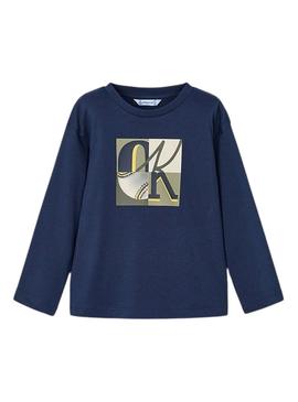 Camiseta Mayoral com letras marinho para menino
