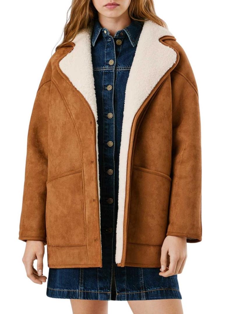 Casaco Pepe Jeans Teresa camel com forro de borrego para mulher.