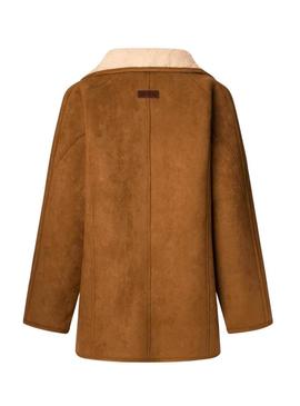 Casaco Pepe Jeans Teresa camel com forro de borrego para mulher.