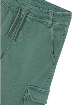 Calça cargo Mayoral soft verde para menino.