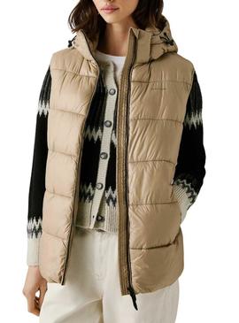 Colete Pepe Jeans acolchoado Sussy bege impermeável para mulher.