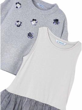 Vestido de malha cinza combinado de menina.