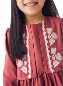 Vestido Mayoral detalhes bordados granada menina
