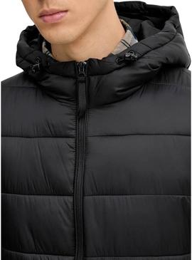 Jaqueta acolchoada com capuz preta da Pepe Jeans para homens.