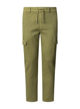 Calça Pepe Jeans Gymdigo Cargo verde para homem.