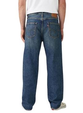 Calça jeans Levi's 568 Loose Straight para homem.