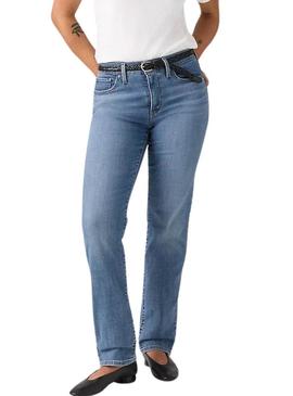 Calça jeans Levis 314 Shaping Straight azul para mulher.