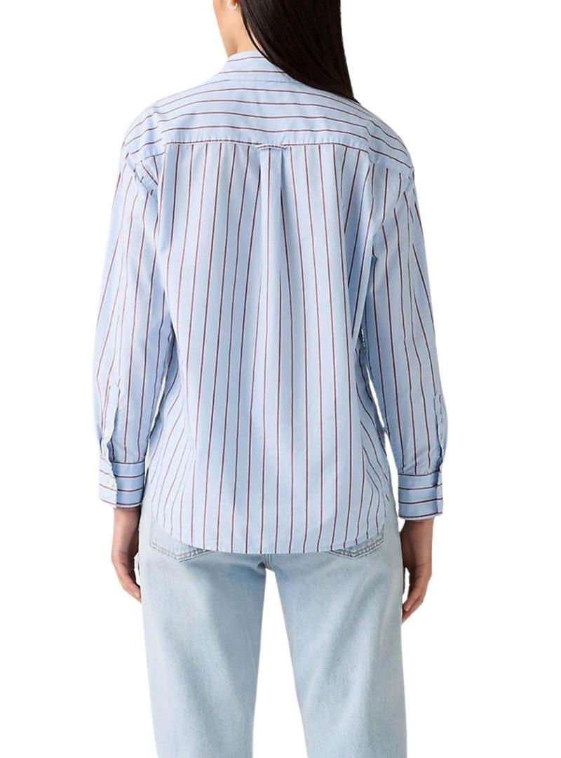 Camisa Levis Harlie Boyfriend listrada azul para mulher.