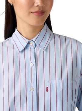 Camisa Levis Harlie Boyfriend listrada azul para mulher.