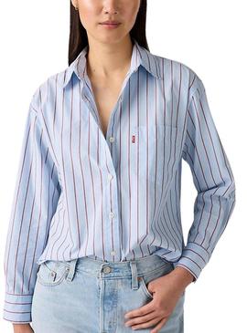 Camisa Levis Harlie Boyfriend listrada azul para mulher.