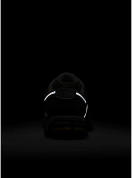 HJ9607-700 W Nike Zoom Vomero 5